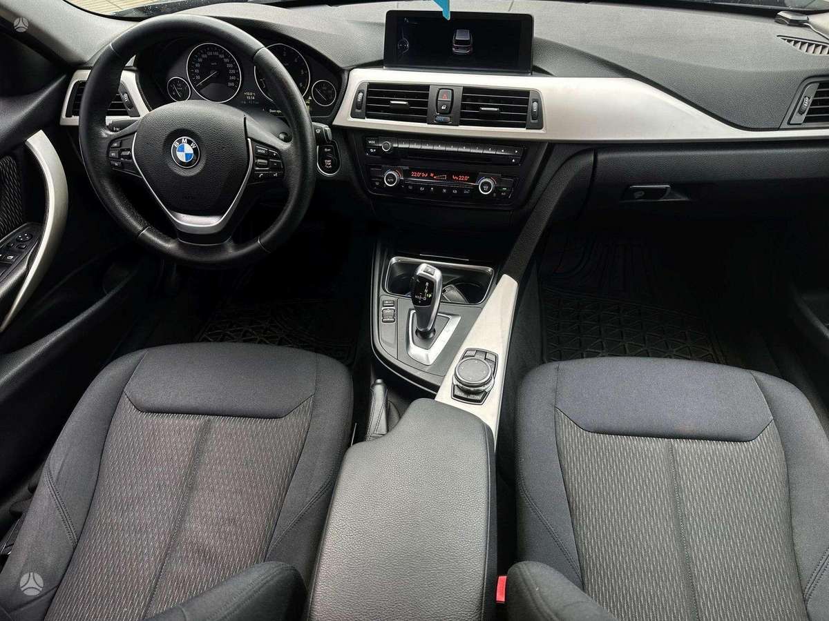 BMW 320 2014 — photo 7