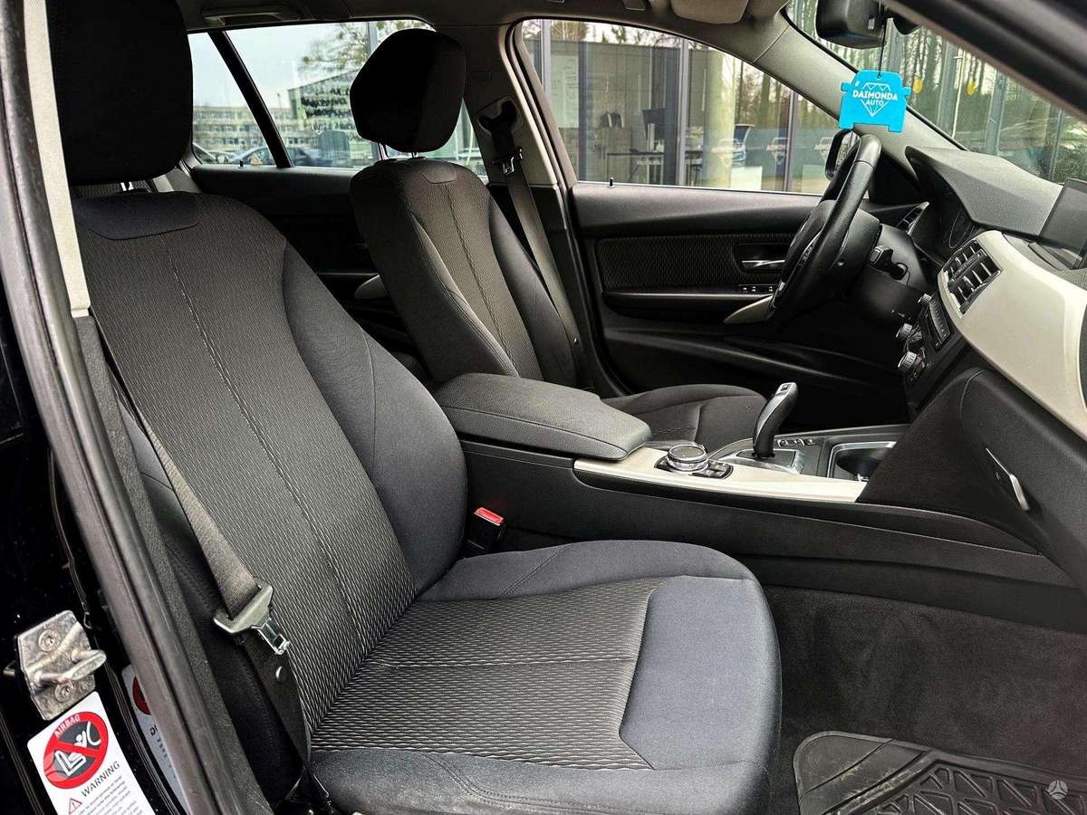 BMW 320 2014 — photo 9