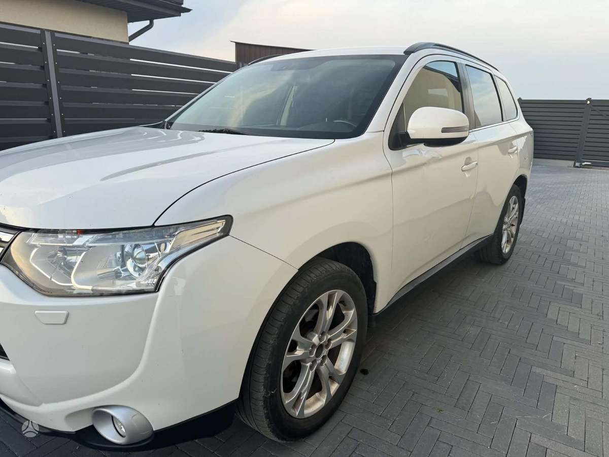 Mitsubishi Outlander 2013 — engine 2268 cm³, 150 HP (110kW)