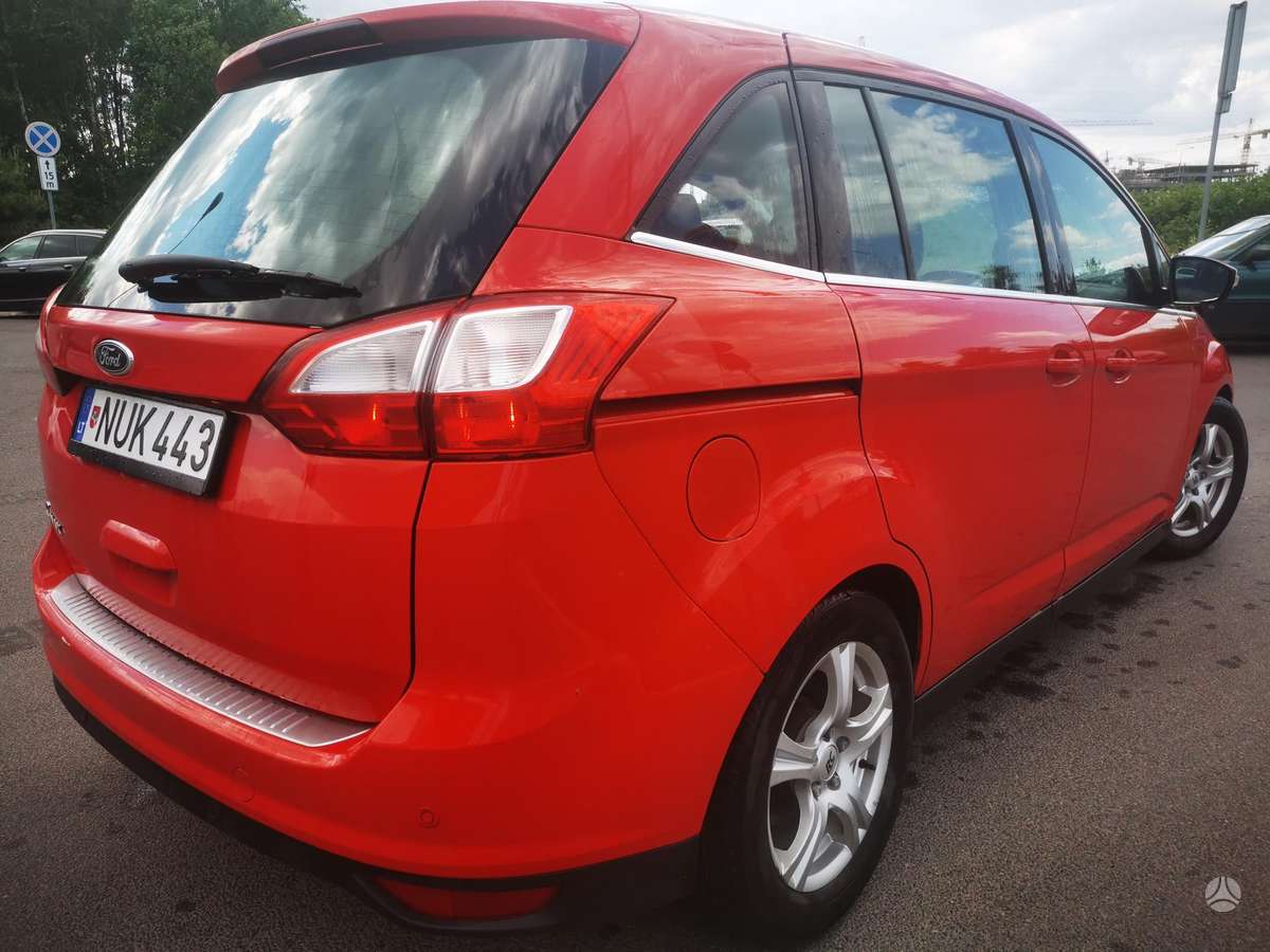 Ford Grand 2012 — photo 14