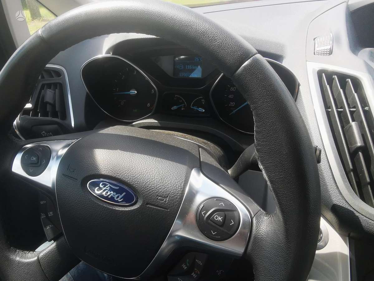 Ford Grand 2012 — photo 18