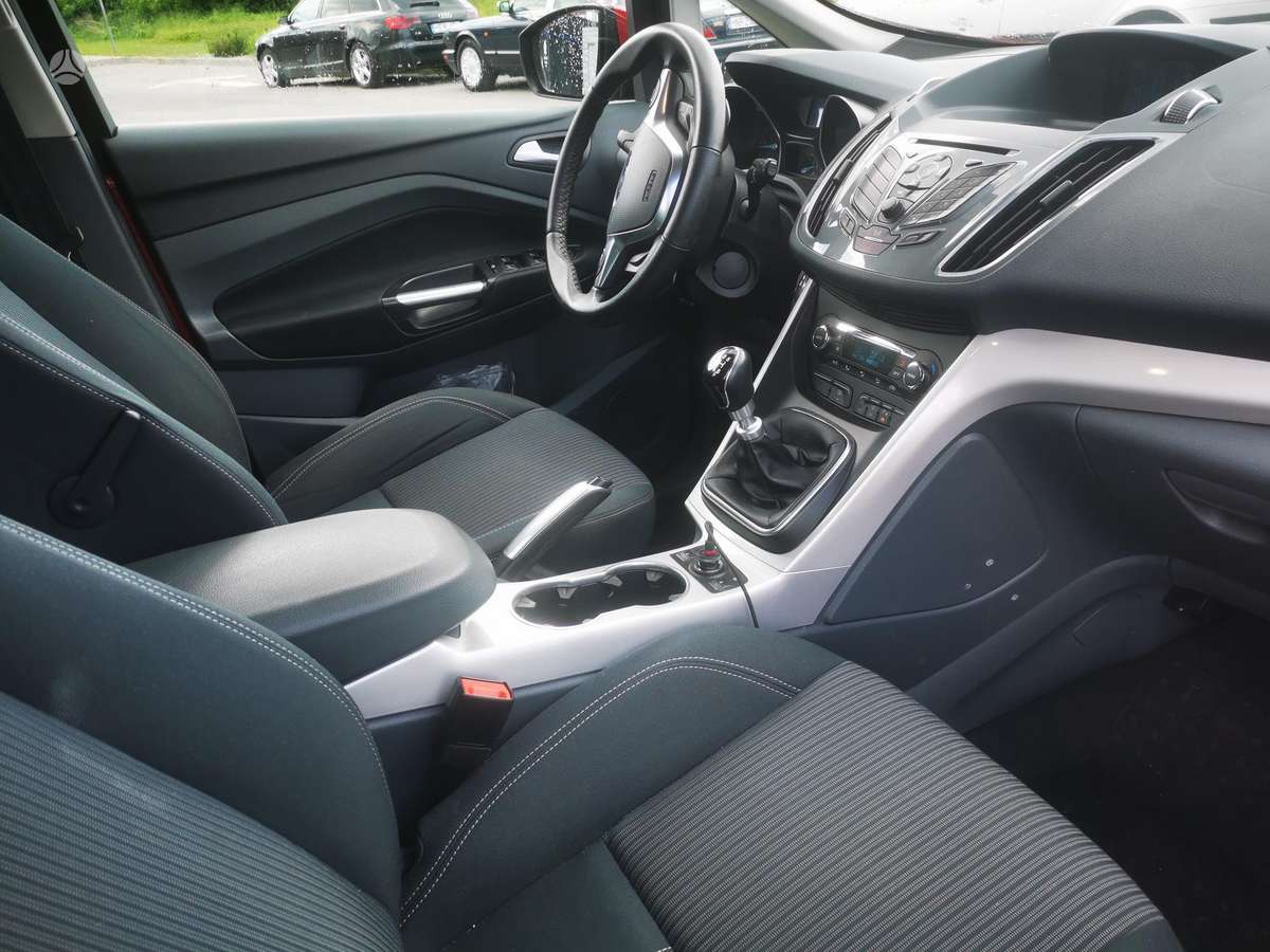 Ford Grand 2012 — interior