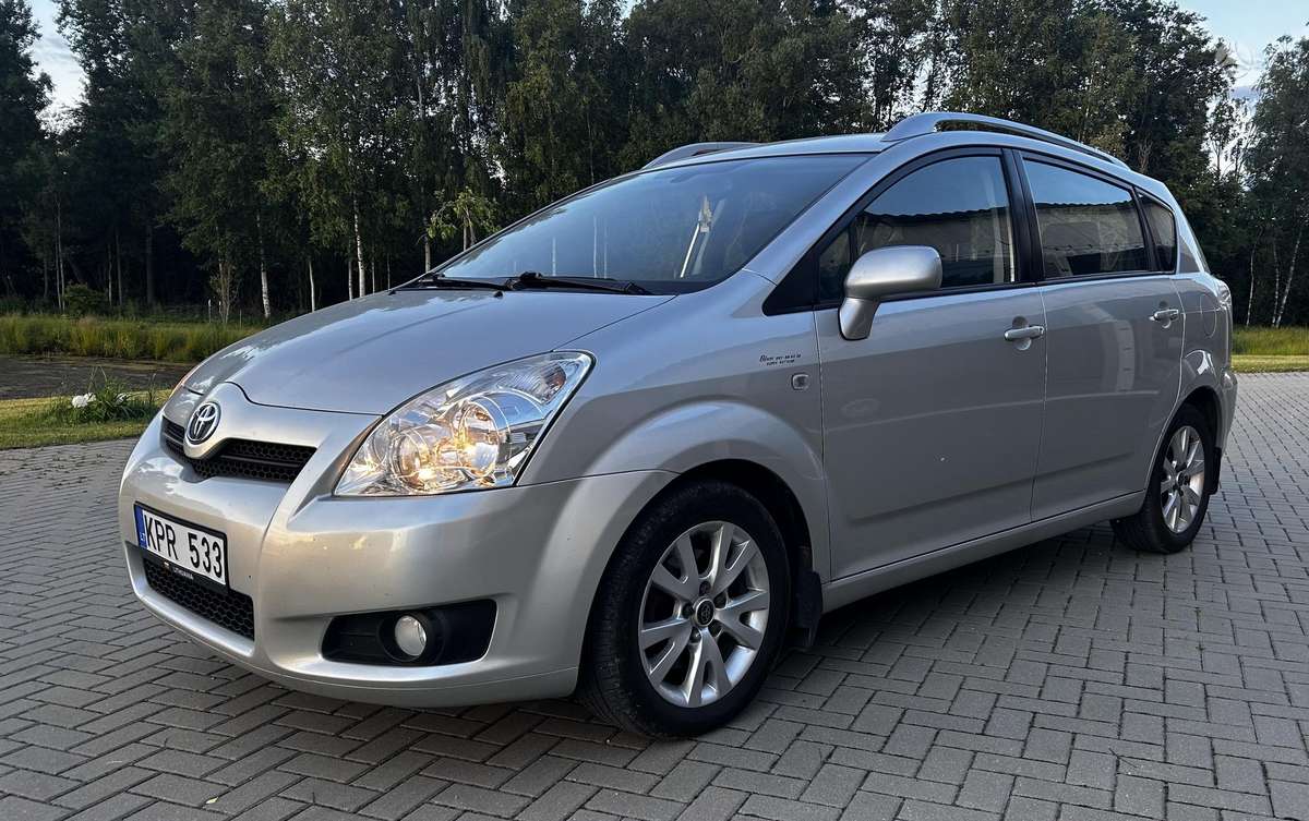 Toyota Corolla 2007 — двигун 2231 cm³, 136 HP (100kW)