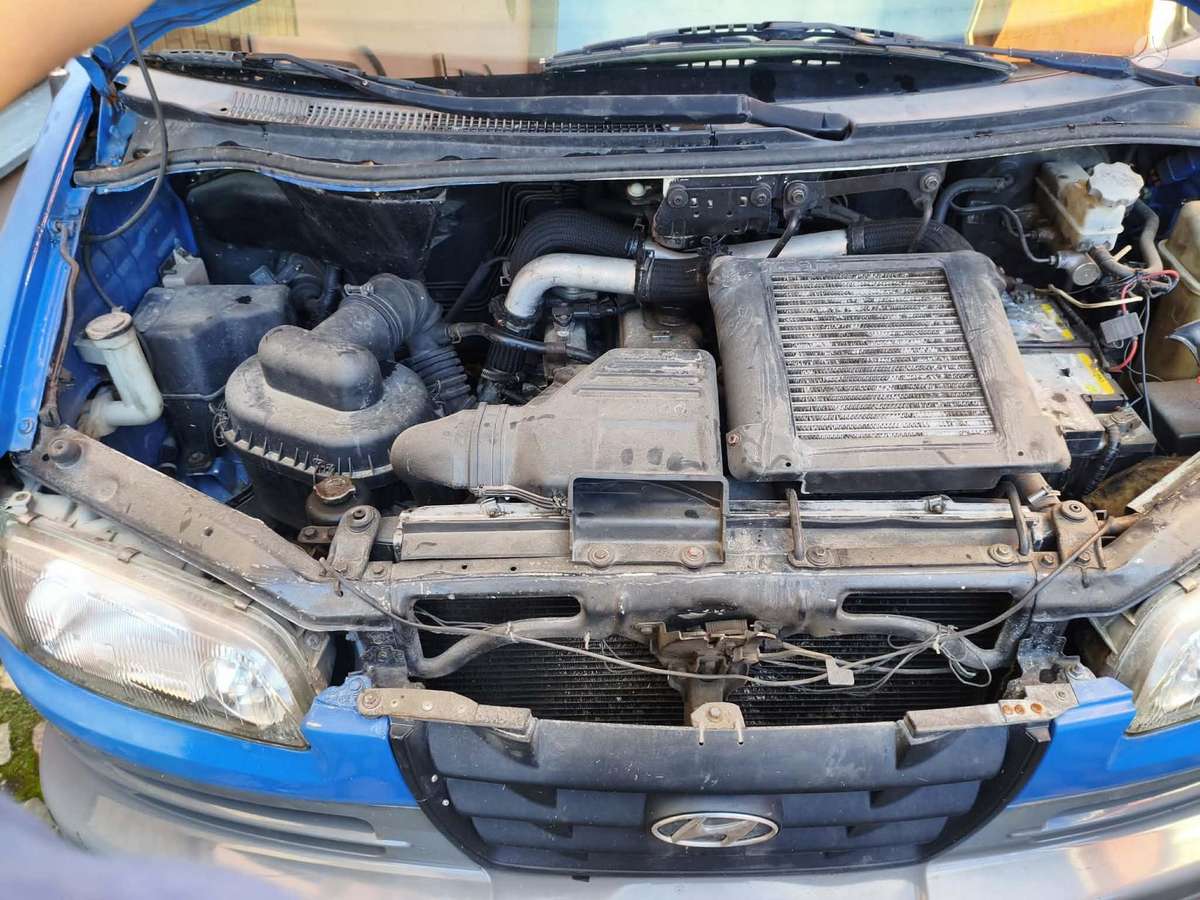 Hyundai H1 2005 — engine 2476 cm³, 99 HP (73kW)