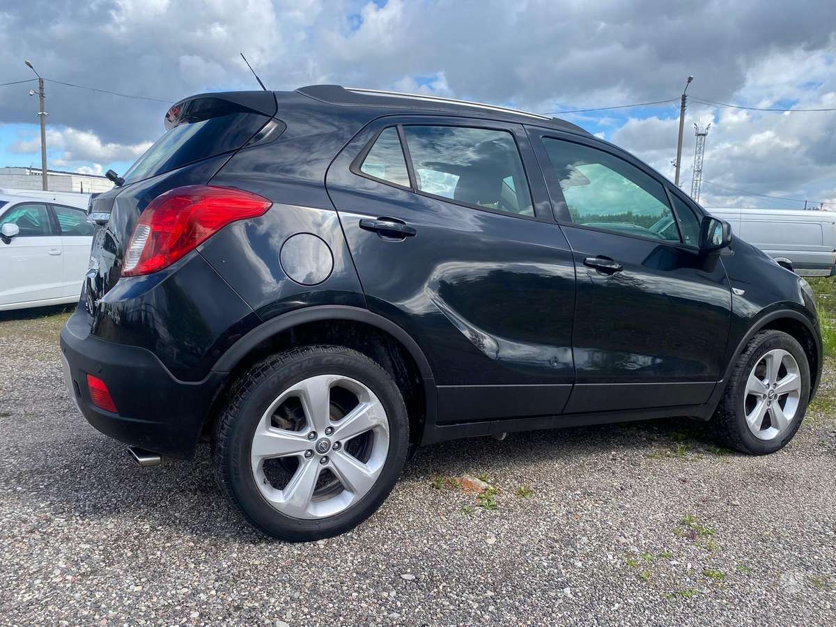 Opel Mokka 2014 — interior