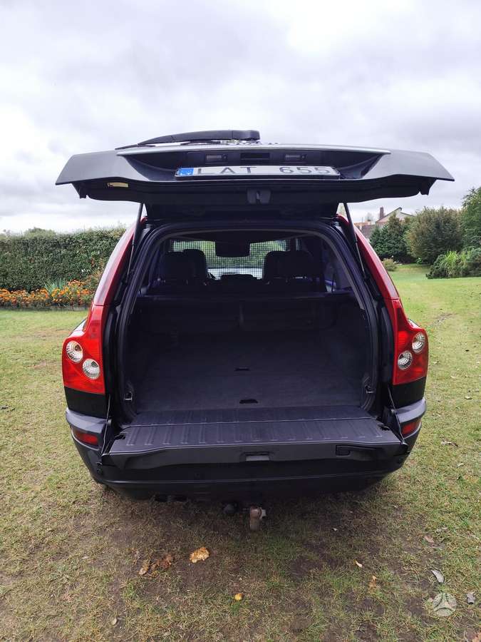Volvo XC90 2004 — photo 5