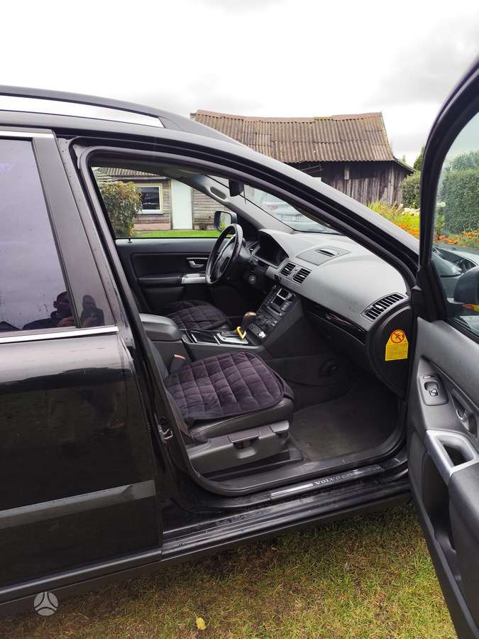 Volvo XC90 2004 — photo 6