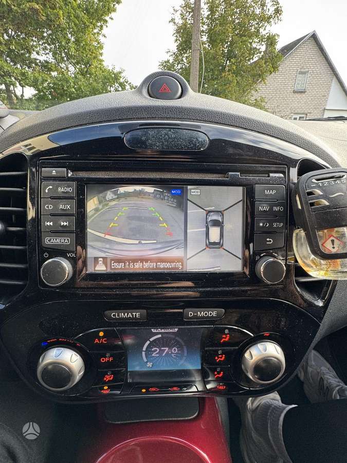 Nissan Juke 2014 — photo 8