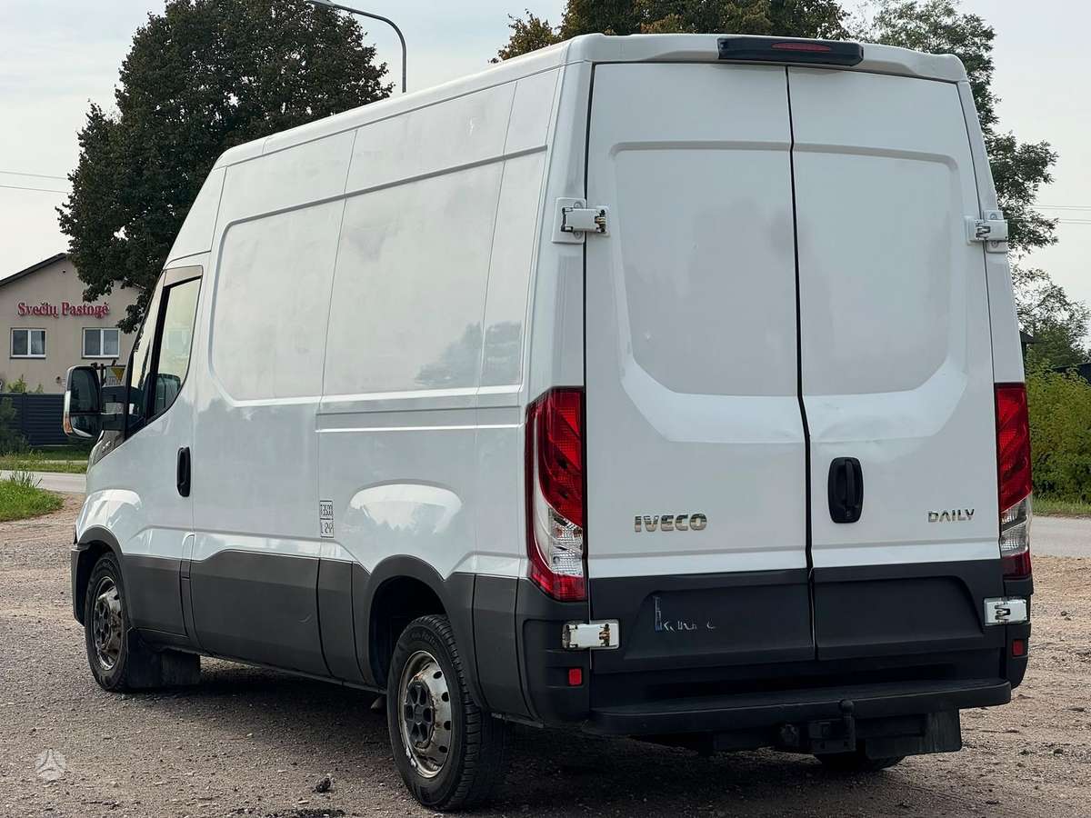 Iveco Daily 2014 — вигляд ззаду