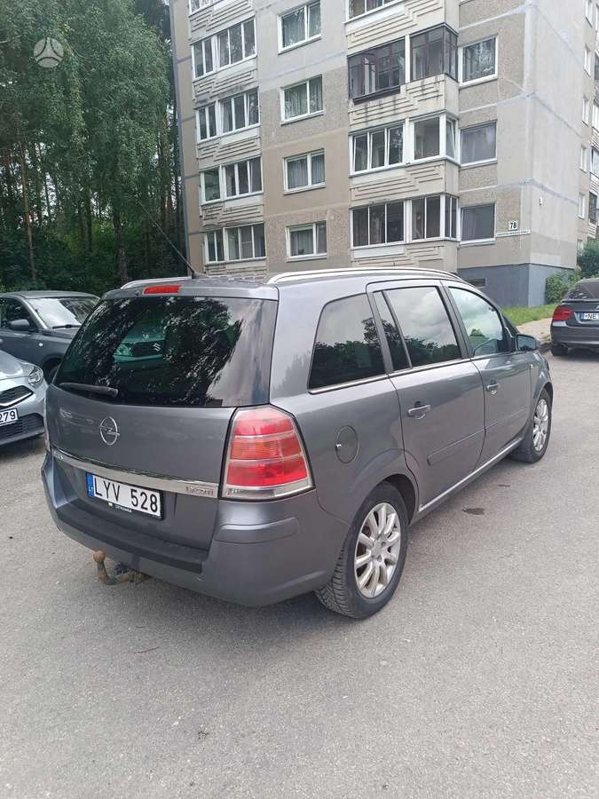 Opel Zafira 2007 — двигун 1910 cm³, 120 HP (88kW)