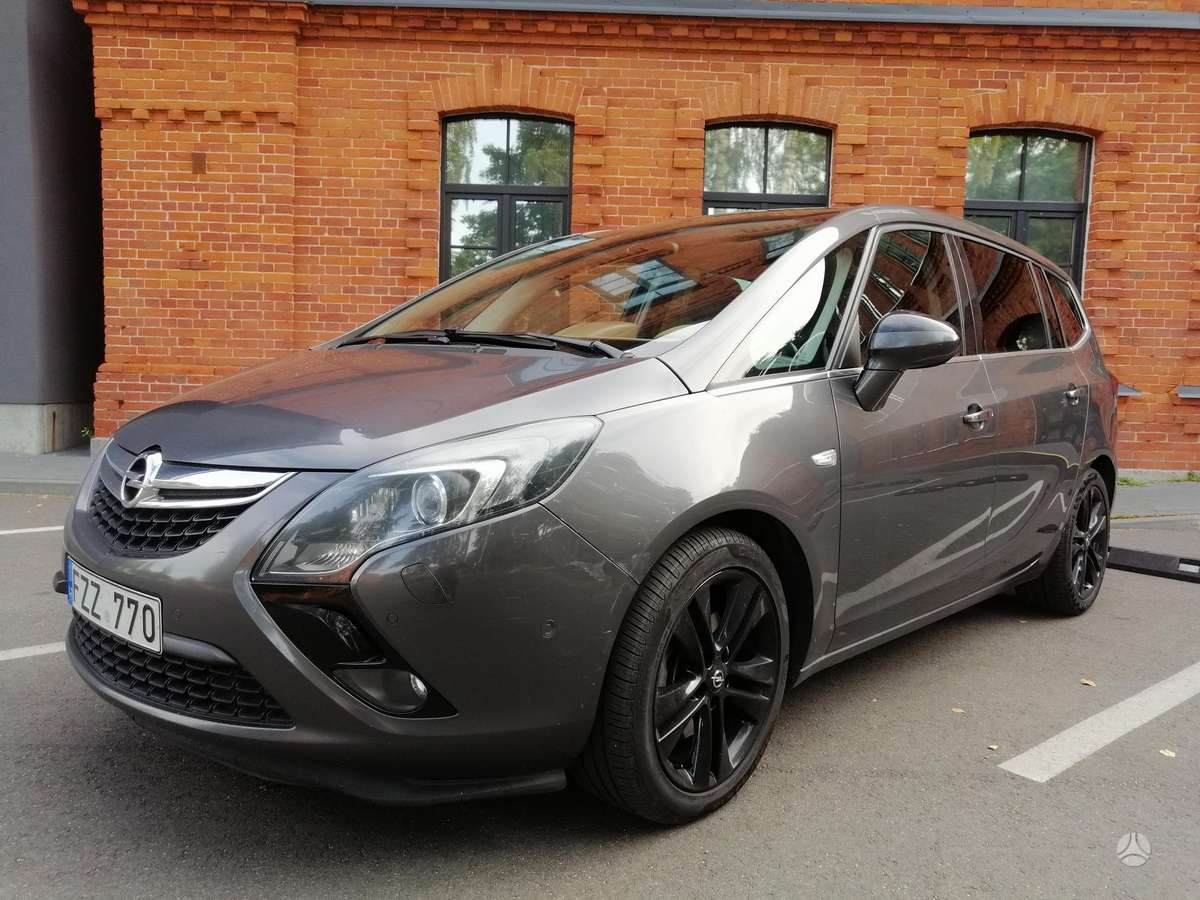 Opel Zafira 2012 — photo 6