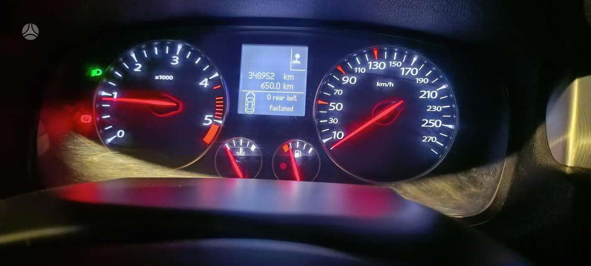 Renault Laguna 2010 — photo 15
