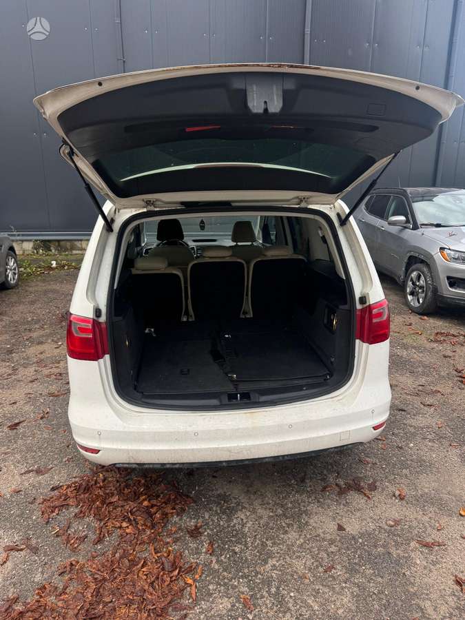 Seat Alhambra 2012 — photo 7