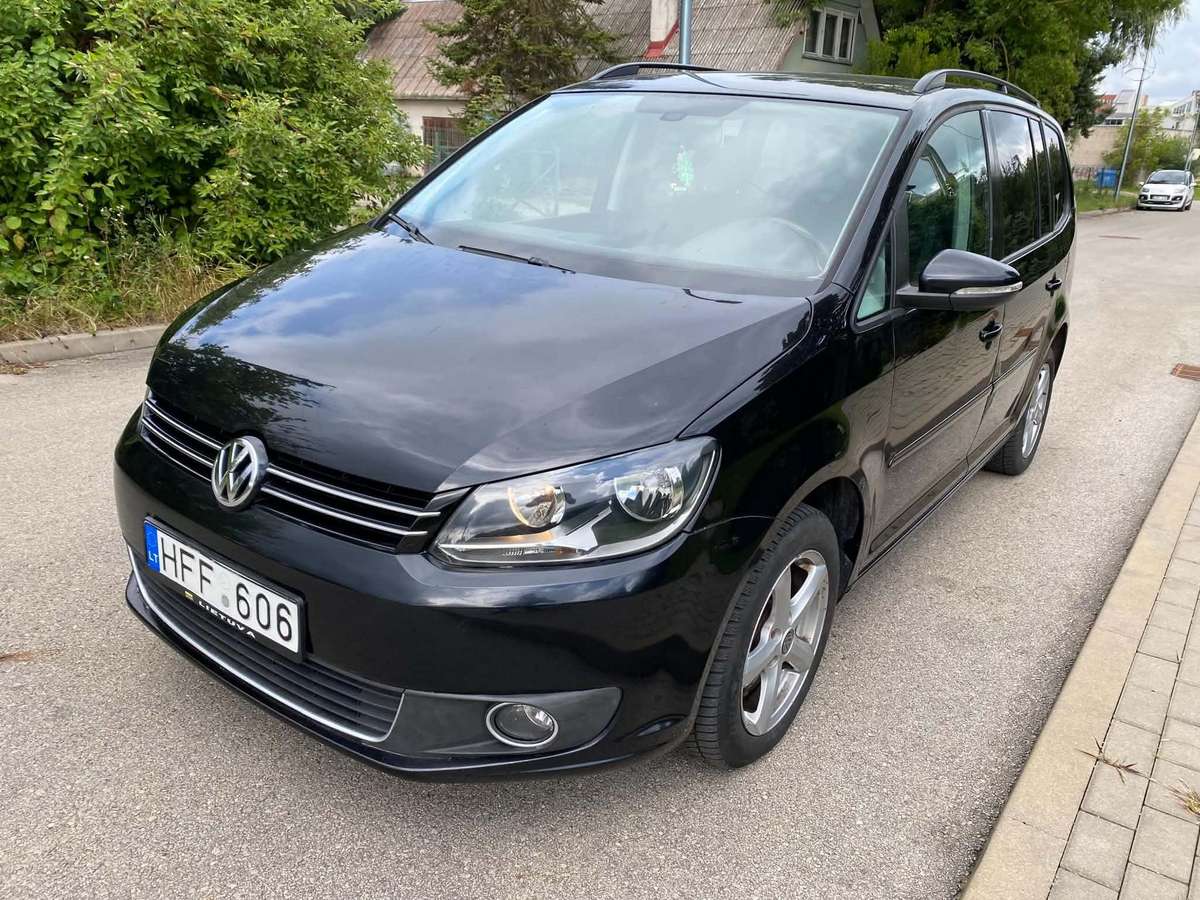 Volkswagen Touran, 2011