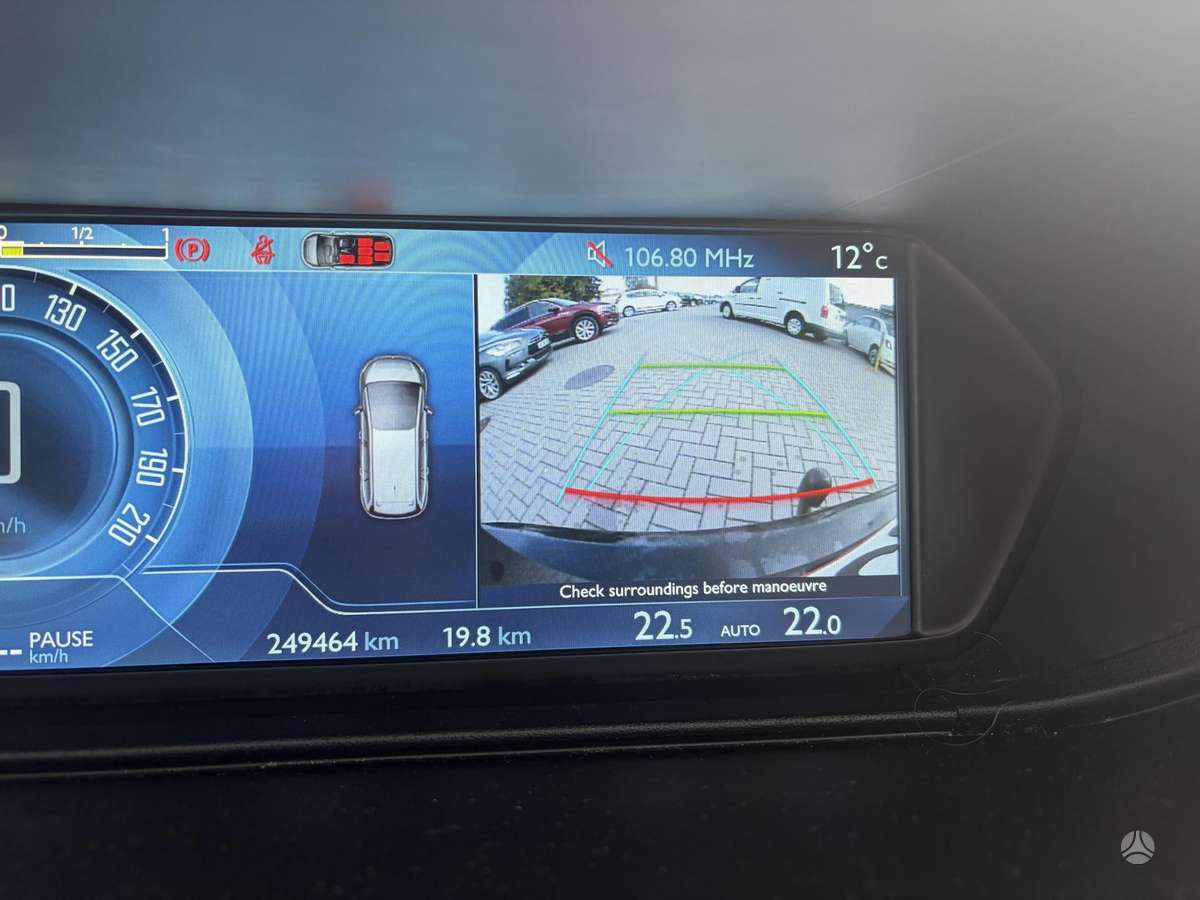 Citroen Grand 2014 — photo 15