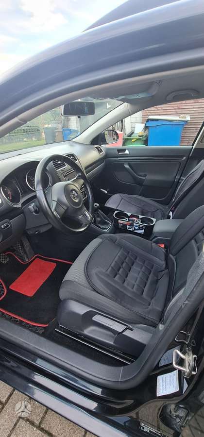Volkswagen Golf 2011 — photo 7