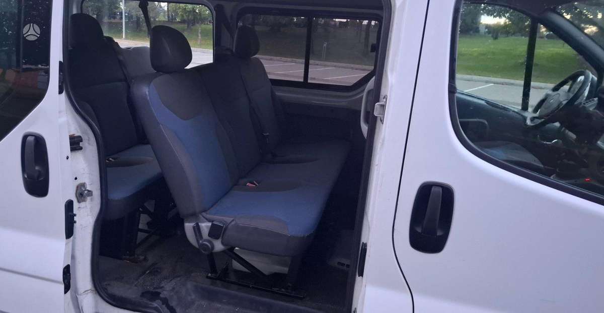 Renault Trafic 2013 — photo 10