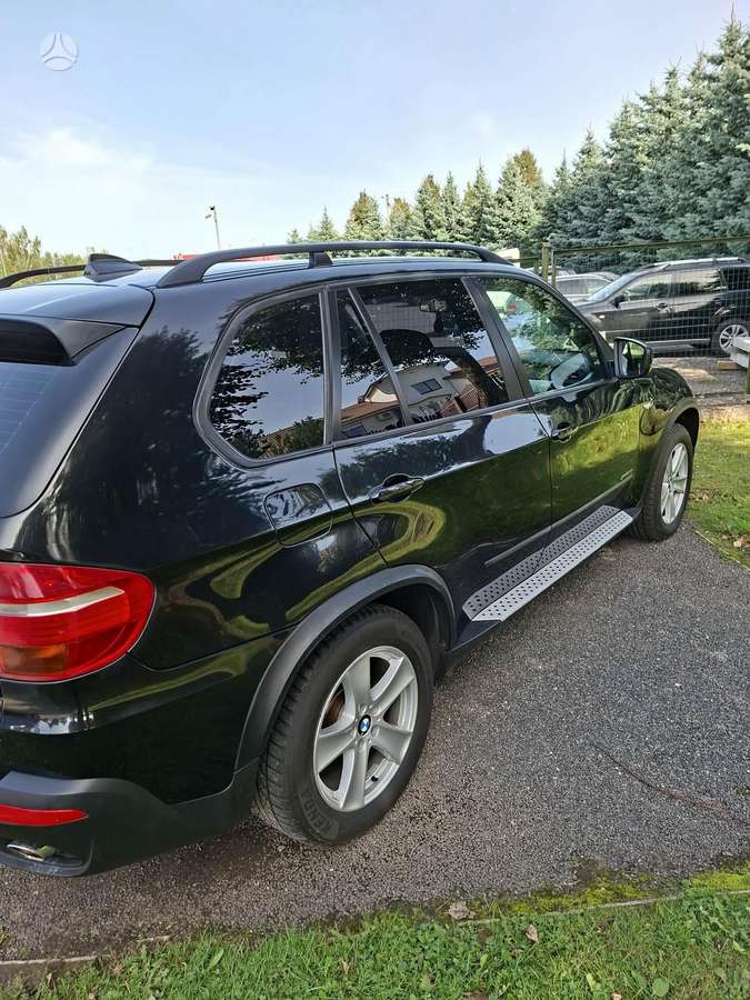 BMW X5 2009 — photo 5