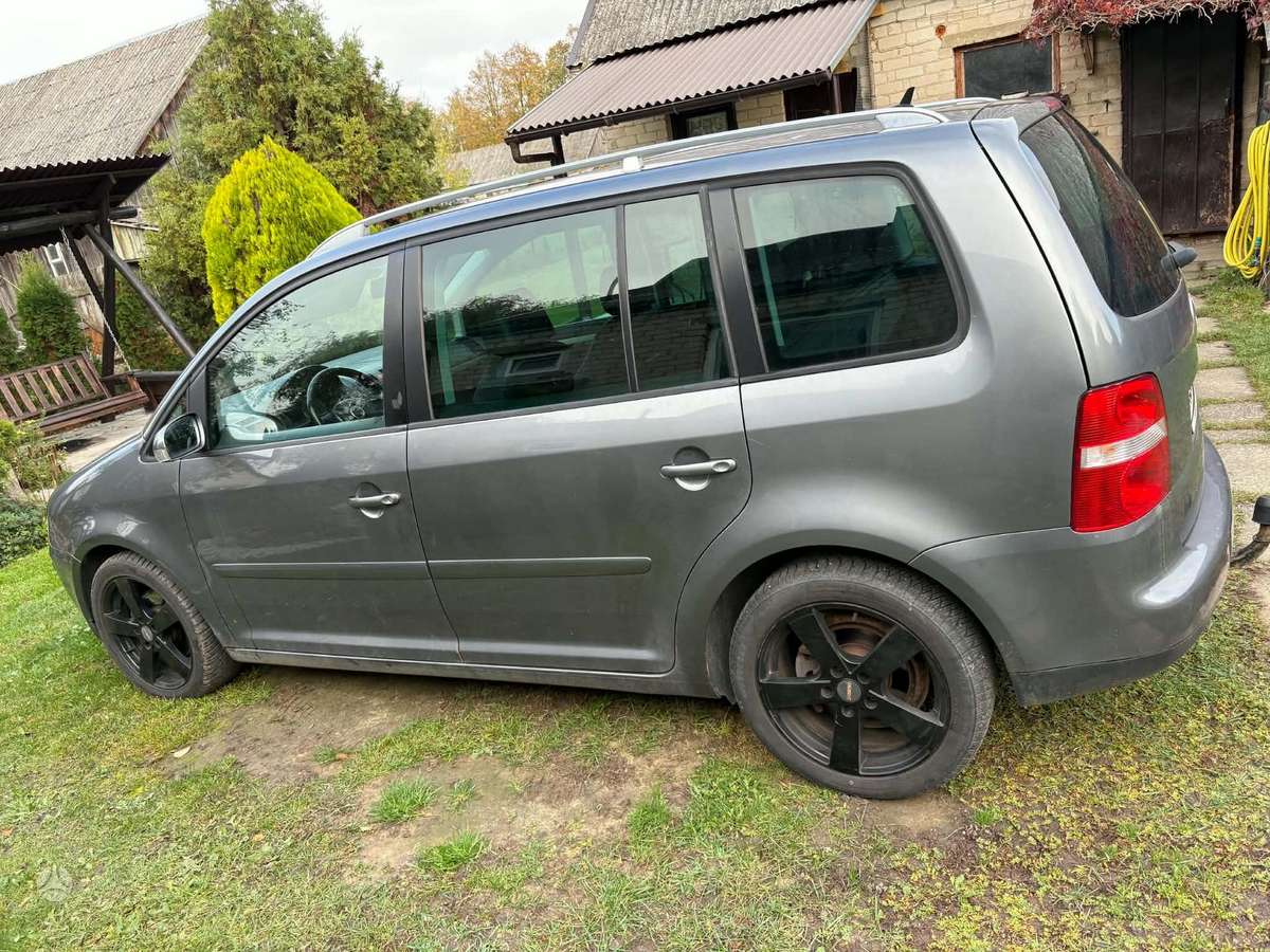 Volkswagen Touran 2005 — photo 5