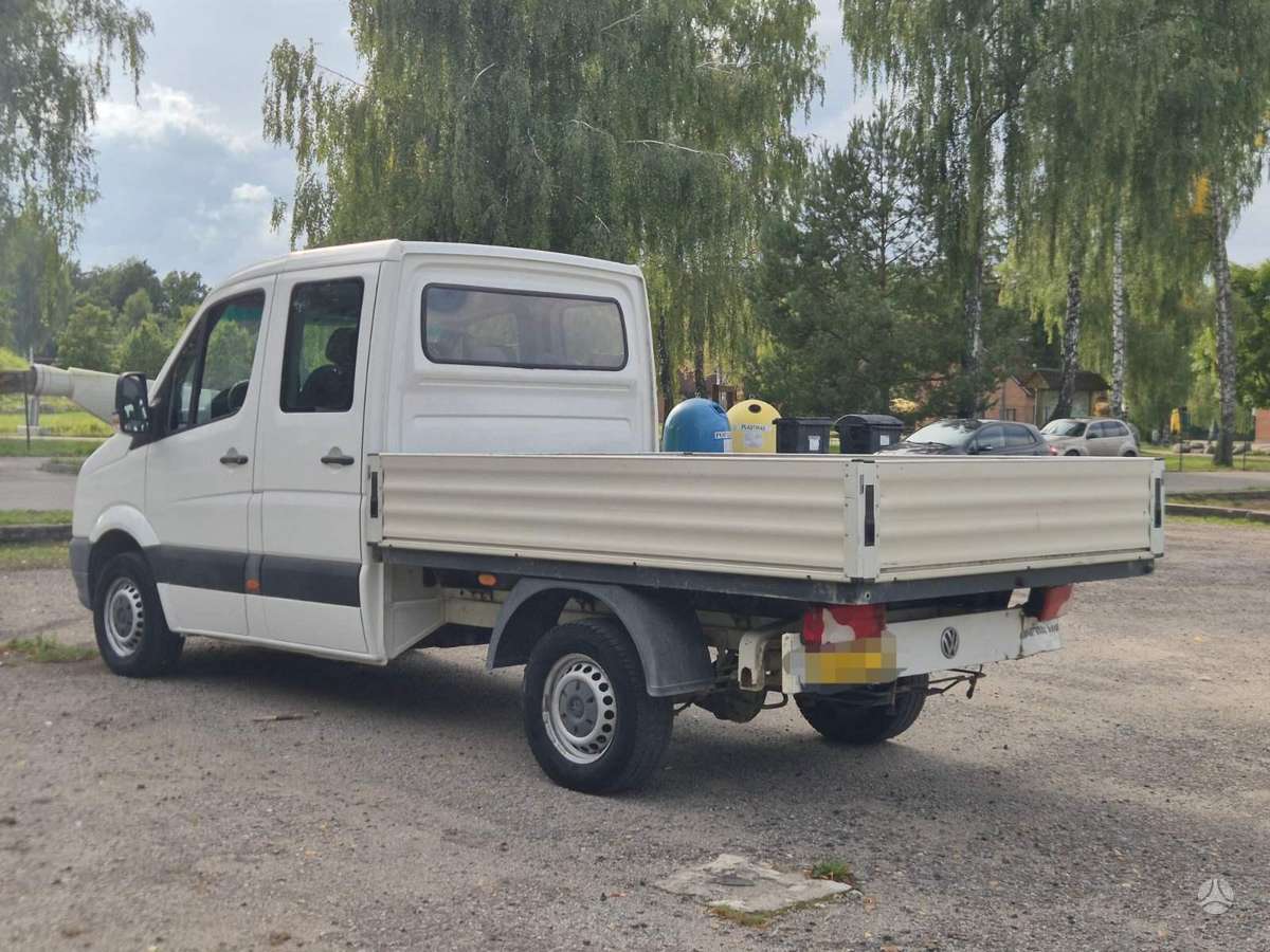 Volkswagen Crafter 2015 — rear view