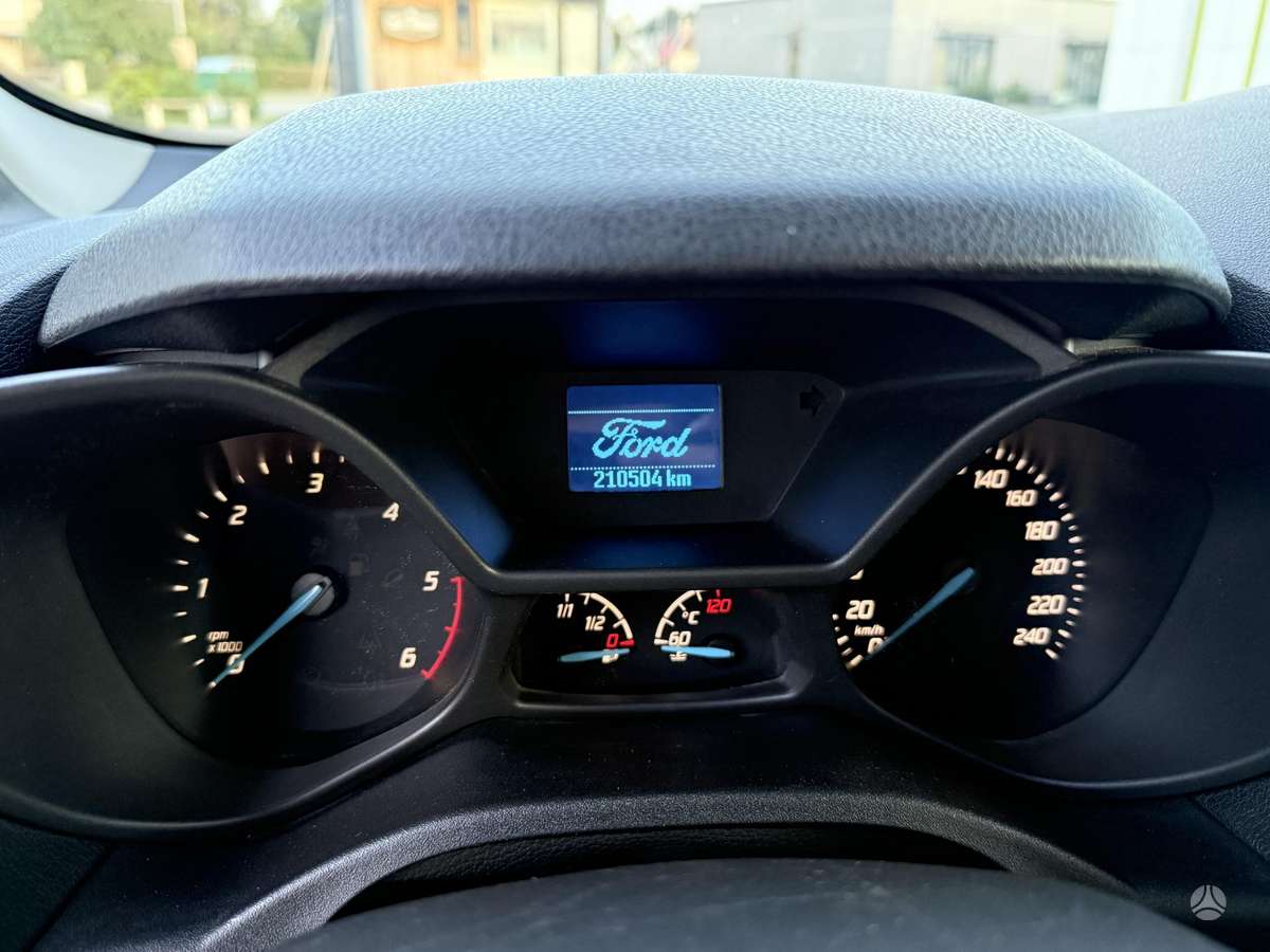 Ford Tourneo 2014 — photo 23