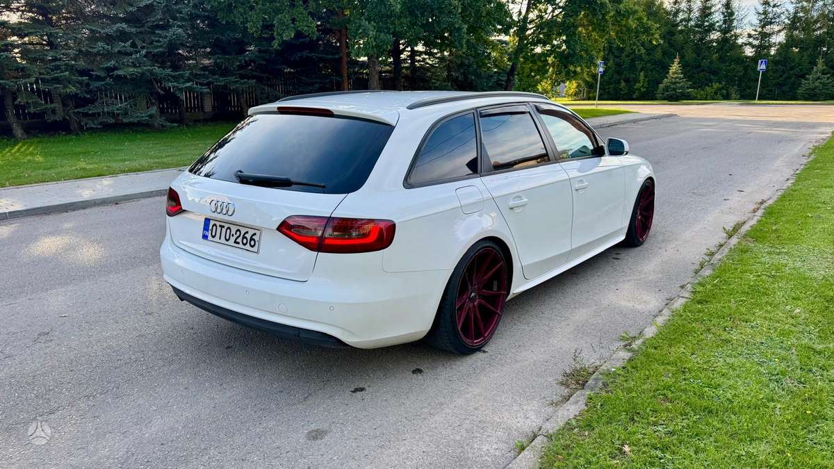 Audi A4 2013 — engine 2000 cm³