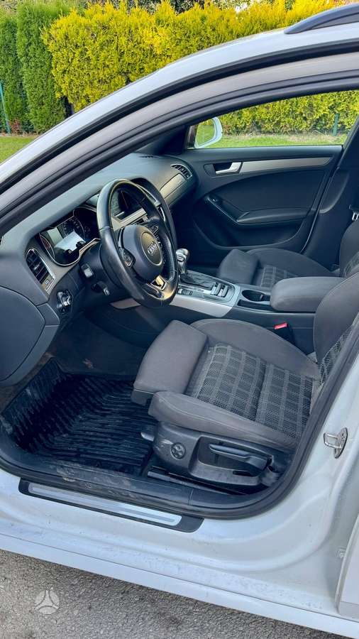Audi A4 2013 — photo 6