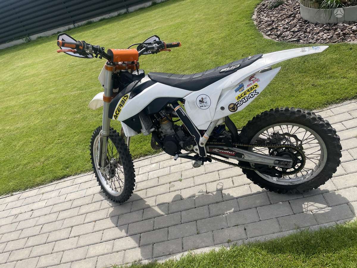 KTM SX 2014 — rear view