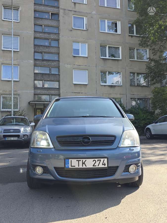 Opel Meriva 2007 — rear view