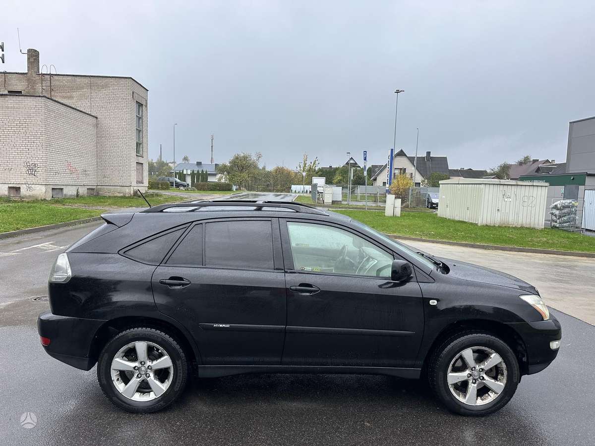 Lexus RX 2005 — вигляд ззаду