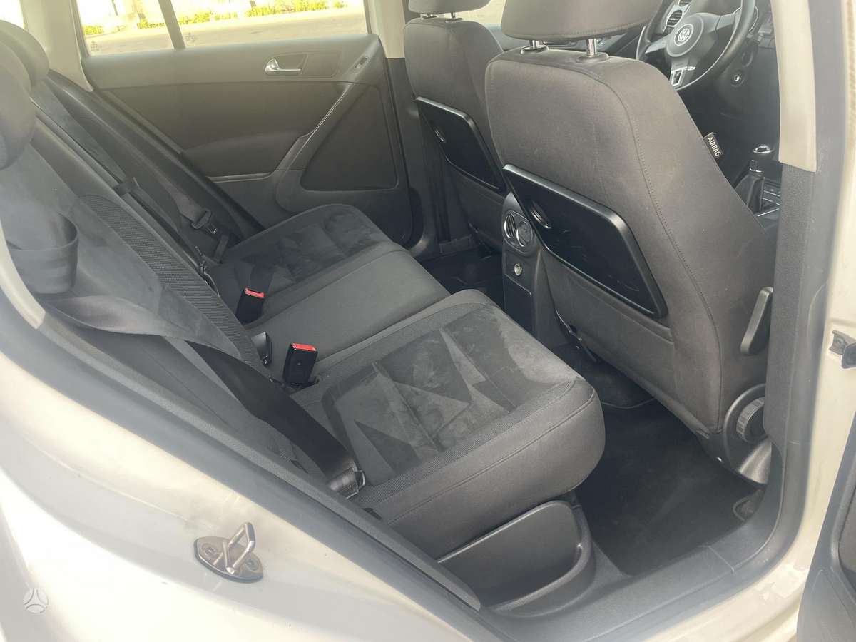 Volkswagen Tiguan 2012 — photo 10