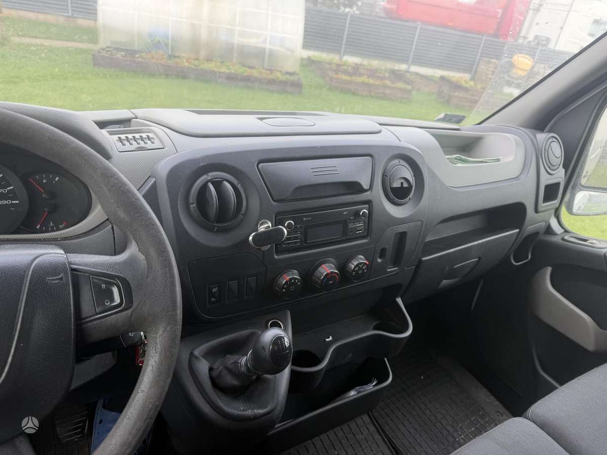 Renault Master 2015 — фото 14
