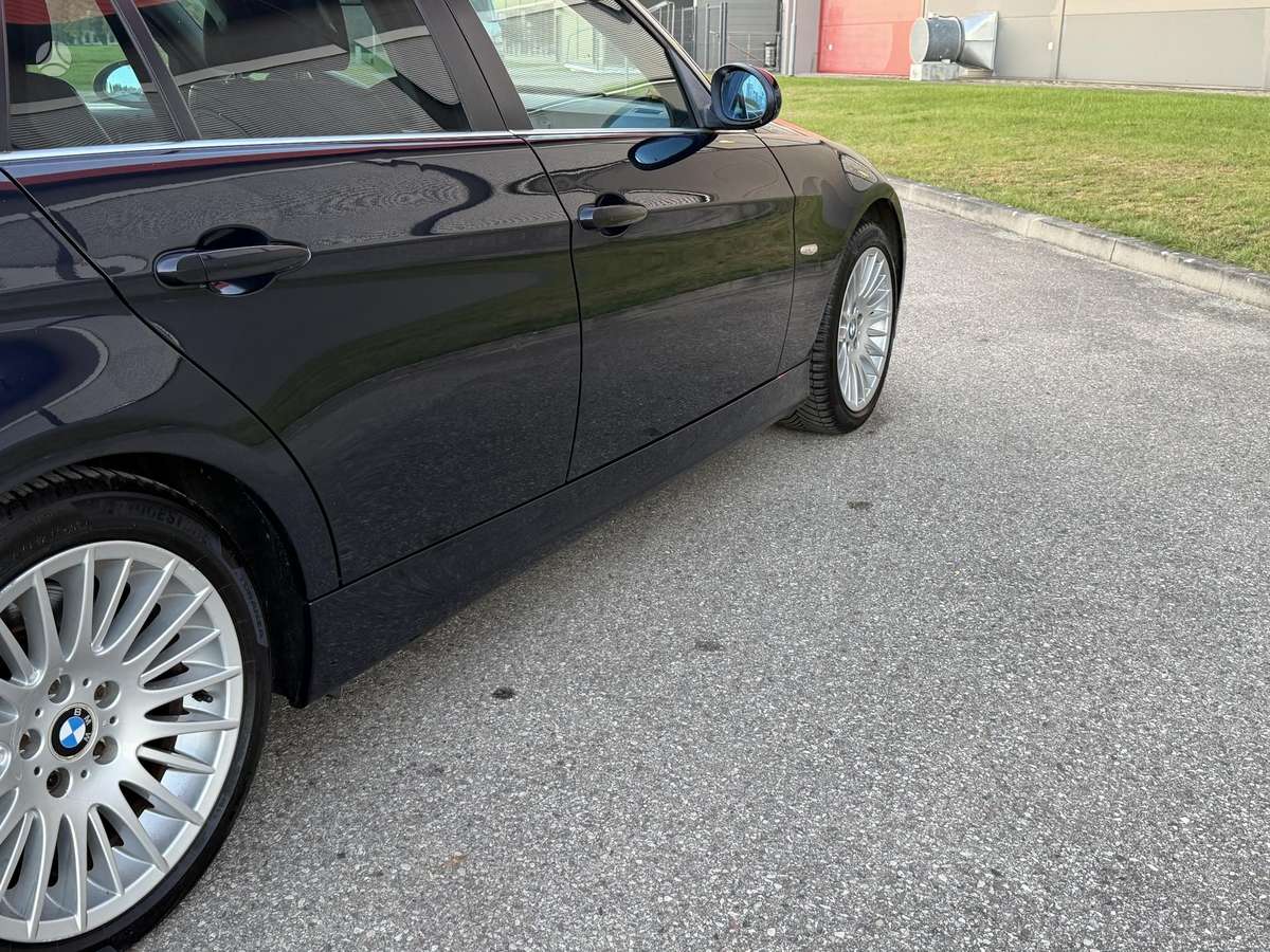 BMW 330 2006 — photo 11