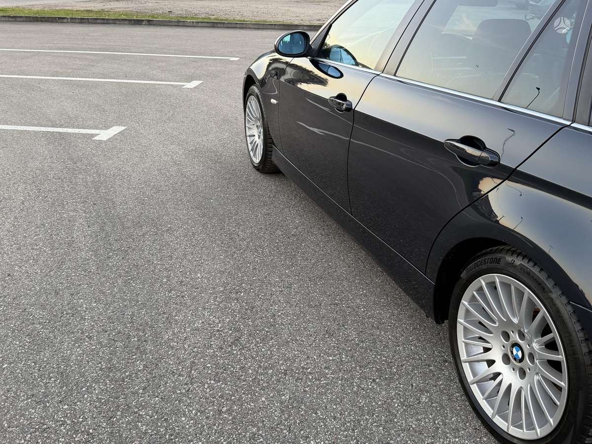 BMW 330 2006 — photo 14