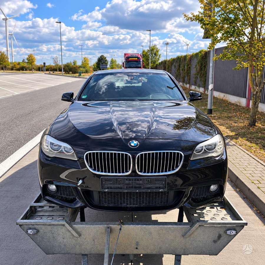 BMW 520 2013 — photo 7