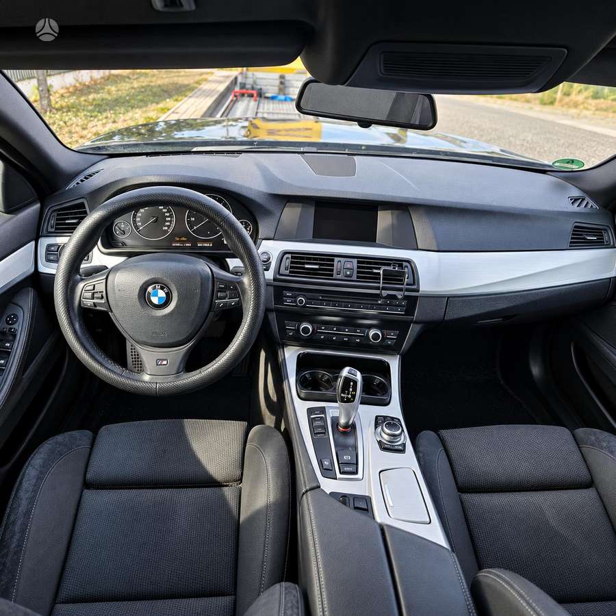 BMW 520 2013 — photo 8