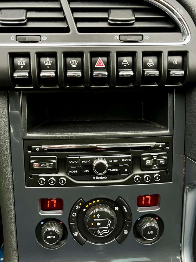 Peugeot 3008 2014 — photo 18