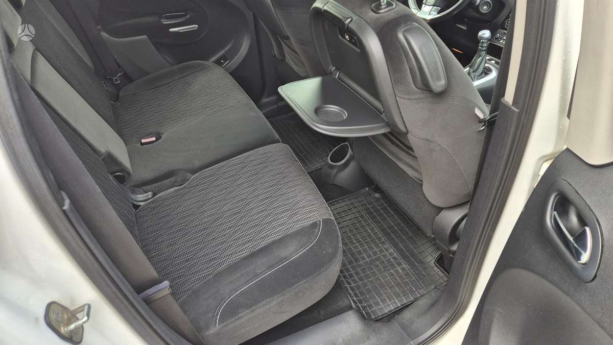 Citroen C3 2009 — photo 12
