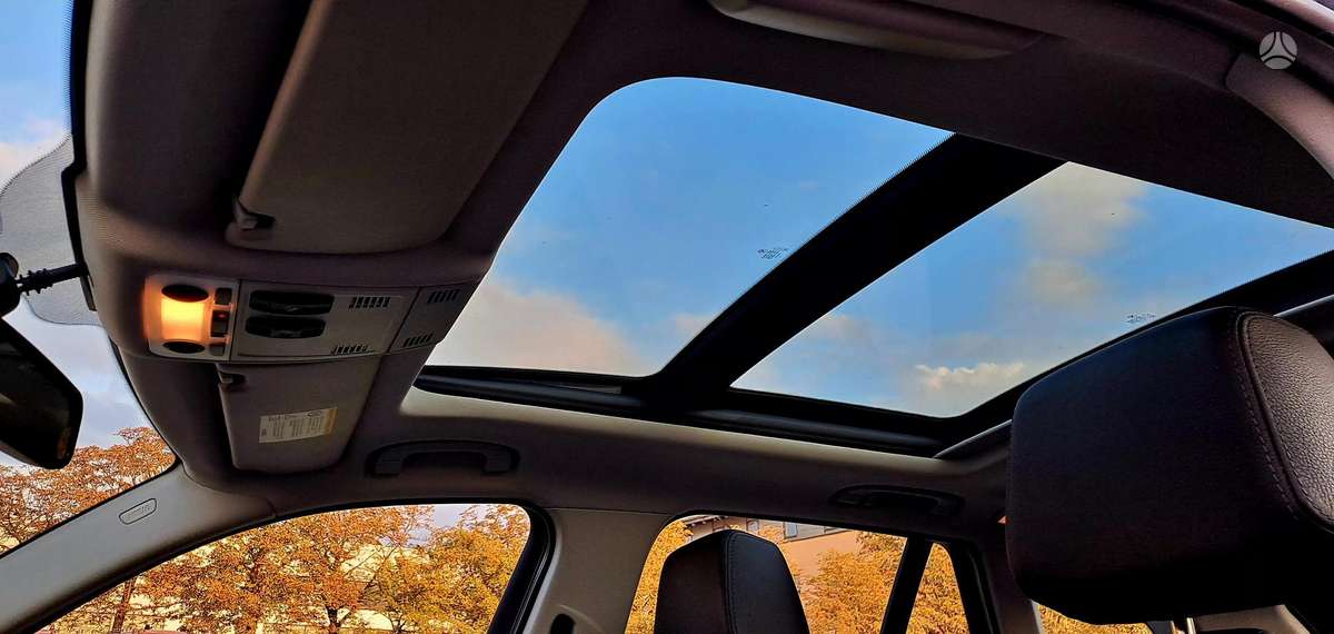 BMW X1 2010 — photo 13