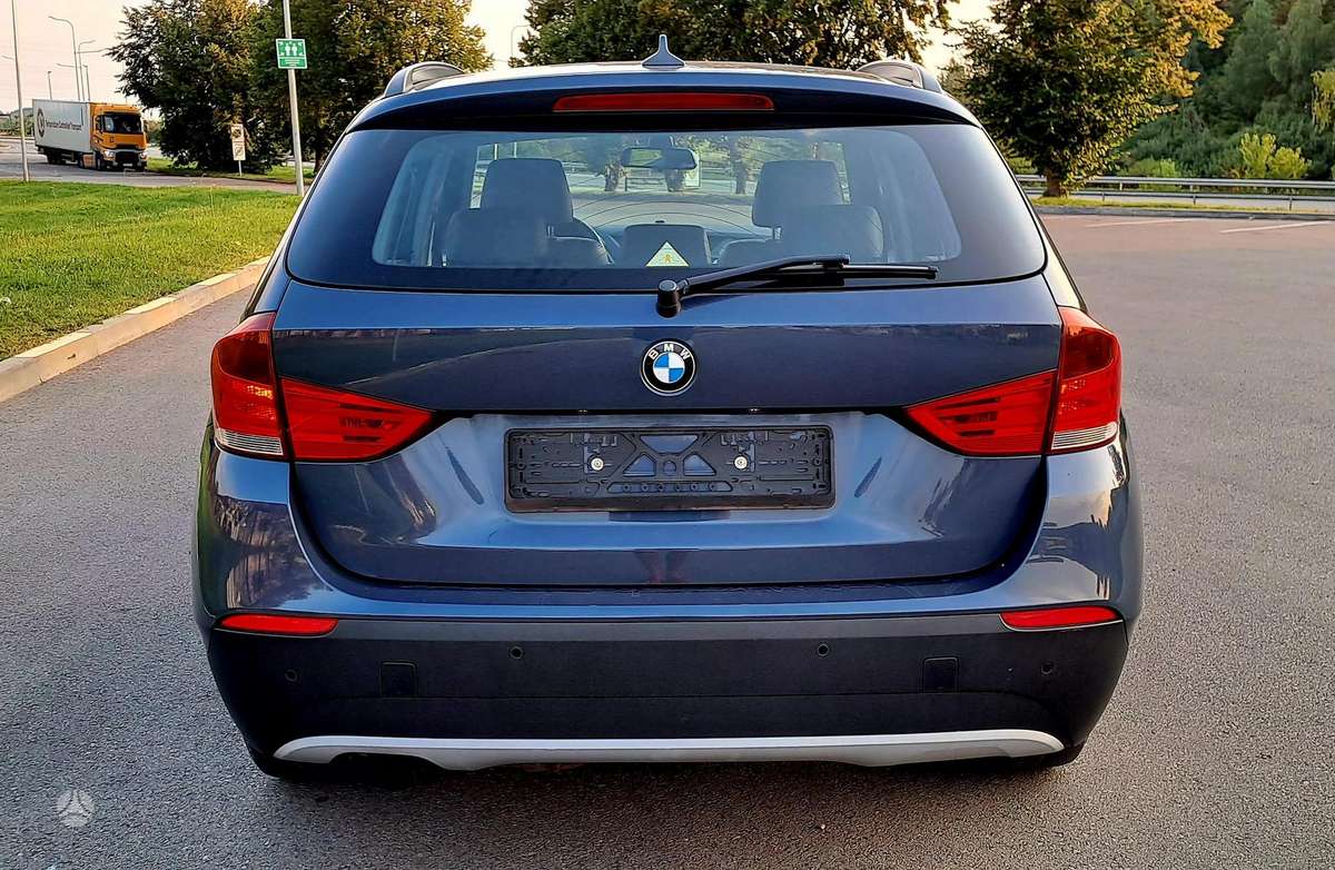 BMW X1 2010 — photo 5