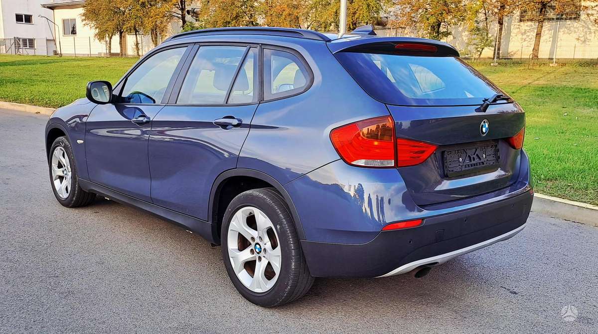 BMW X1 2010 — photo 6