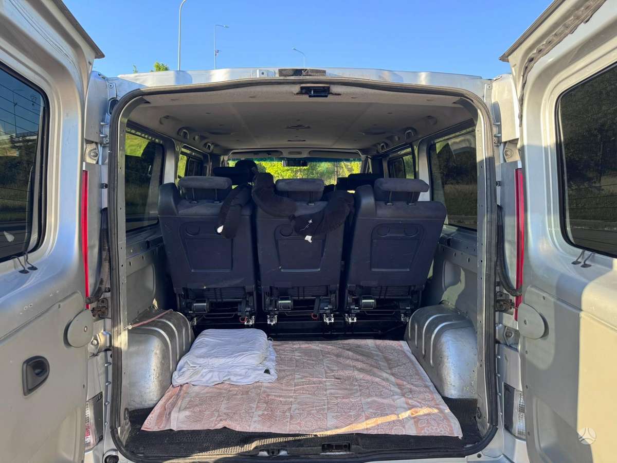 Renault Trafic 2007 — photo 10