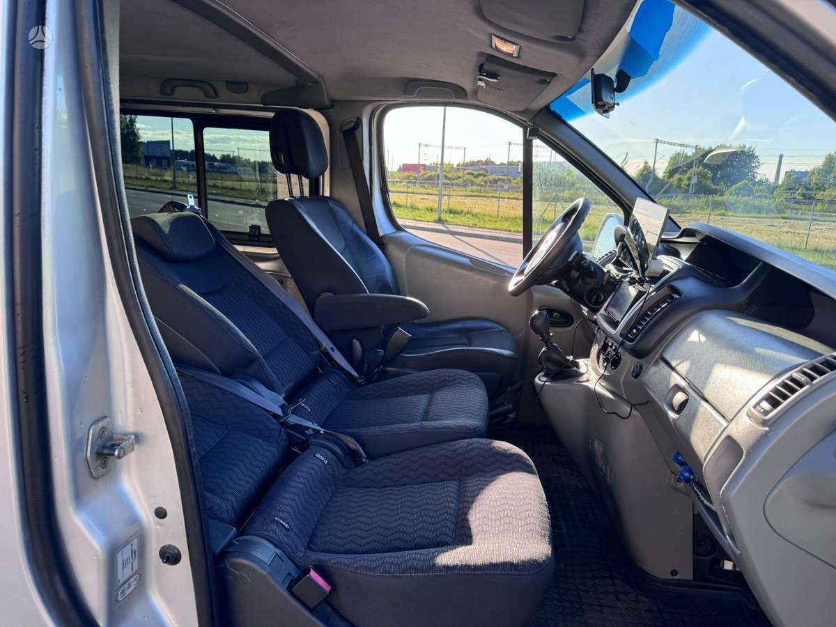 Renault Trafic 2007 — photo 11