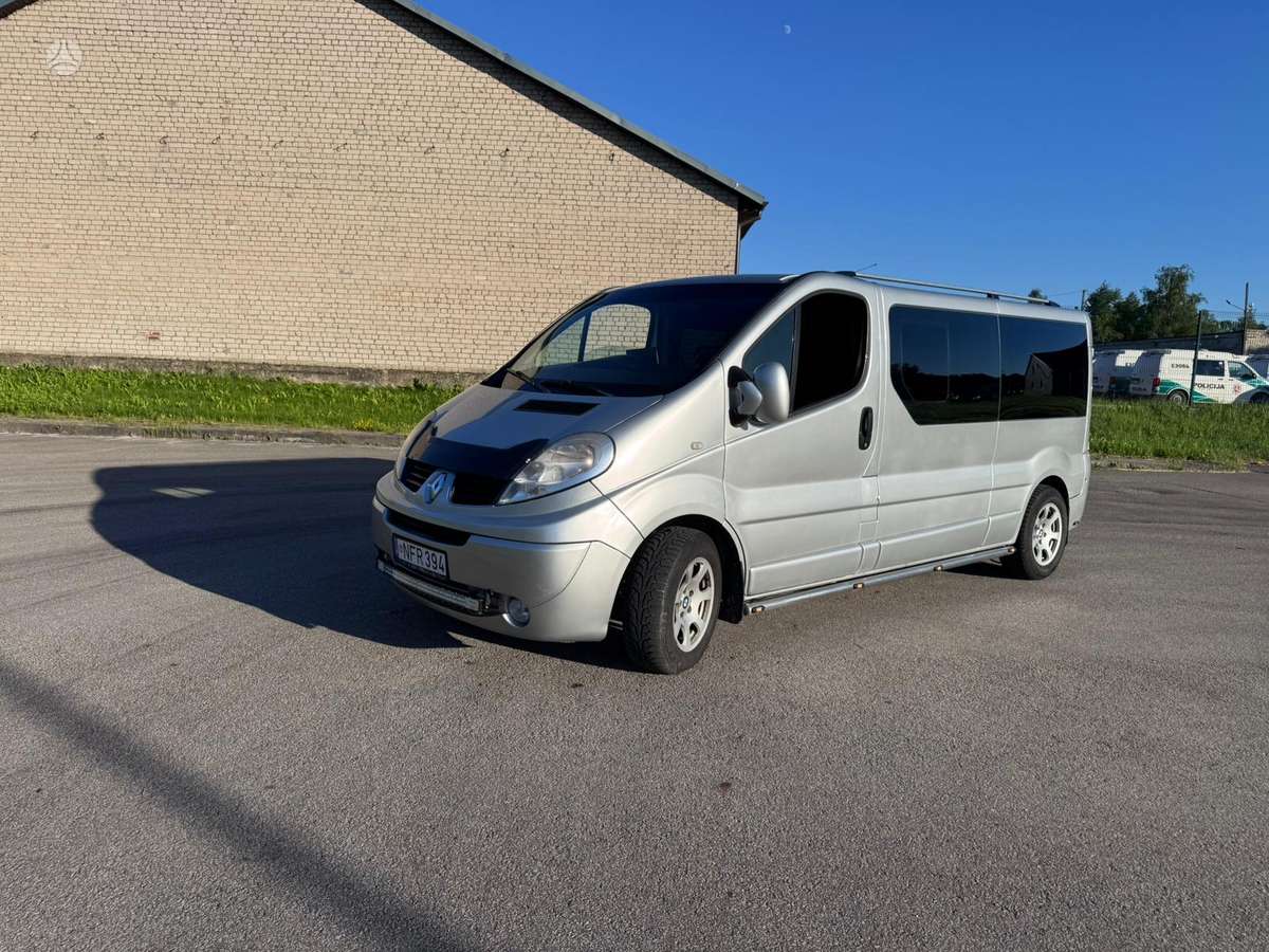 Renault Trafic 2007 — interior