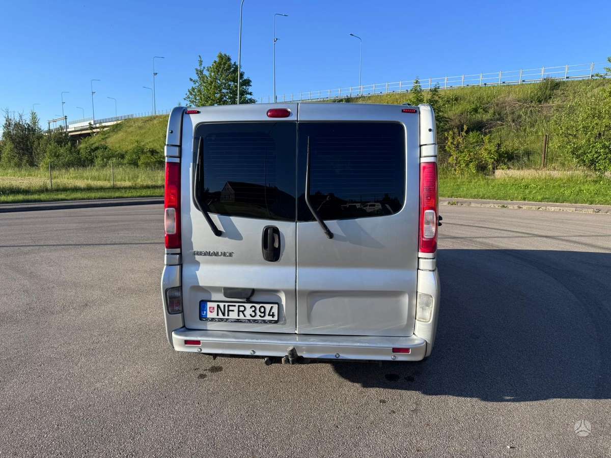 Renault Trafic 2007 — engine 1995 cm³, 90 HP (66kW)