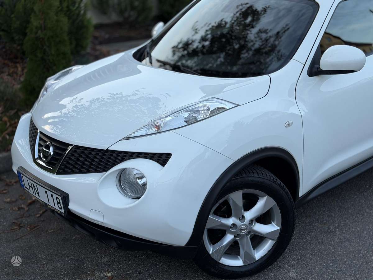 Nissan Juke 2013 — engine 1598 cm³, 117 HP (86kW)