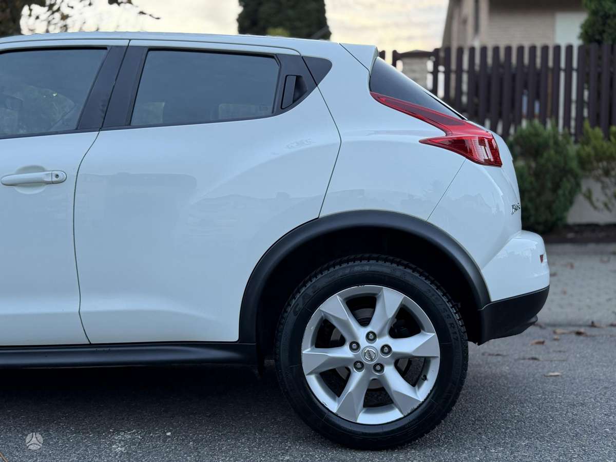 Nissan Juke 2013 — photo 9