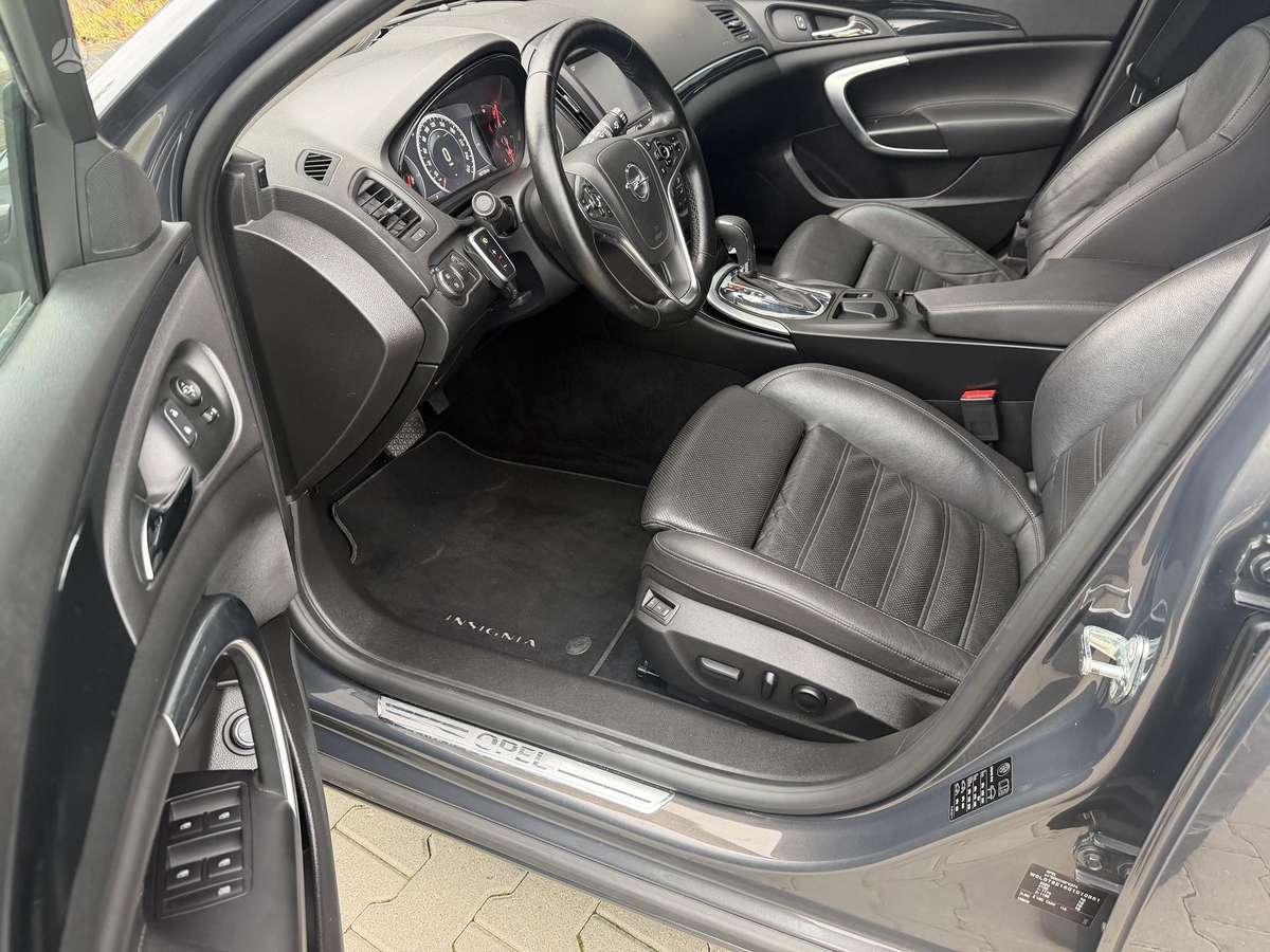 Opel Insignia 2015 — photo 15