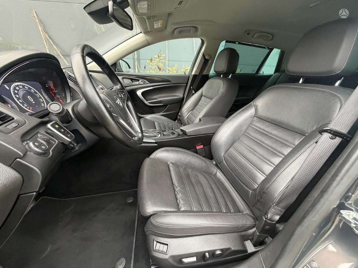 Opel Insignia 2015 — photo 16