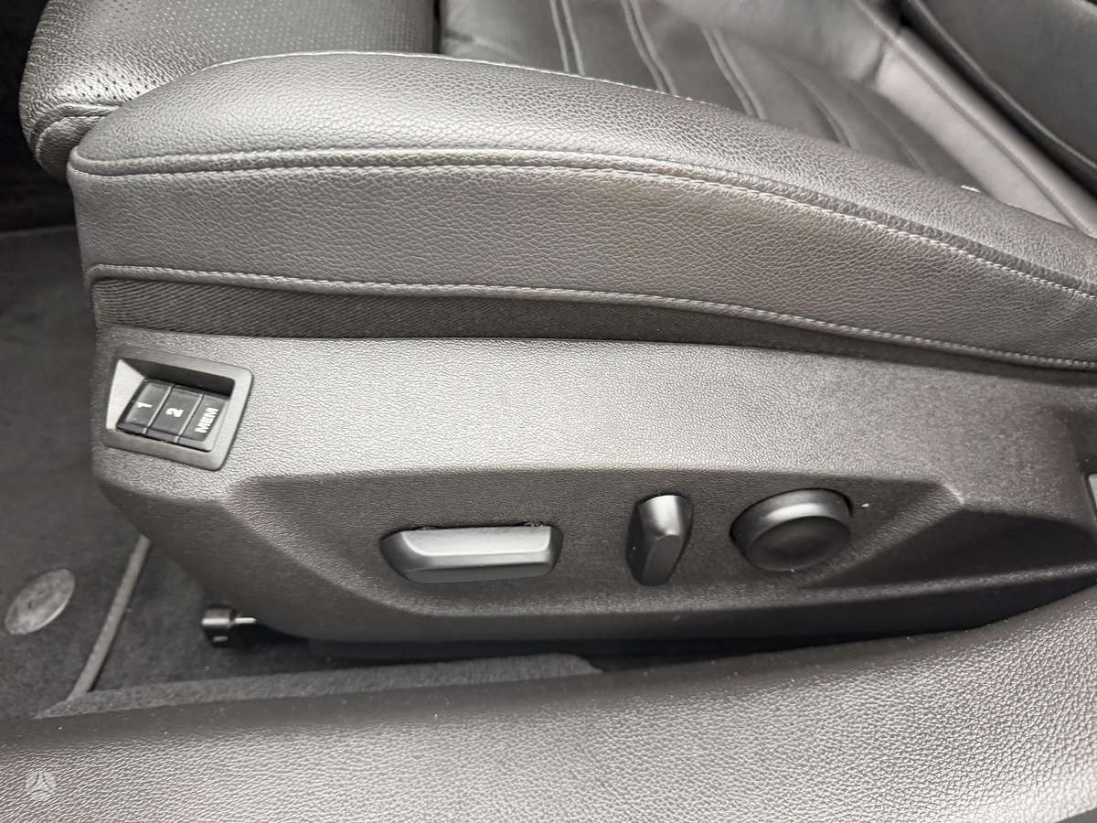 Opel Insignia 2015 — photo 17